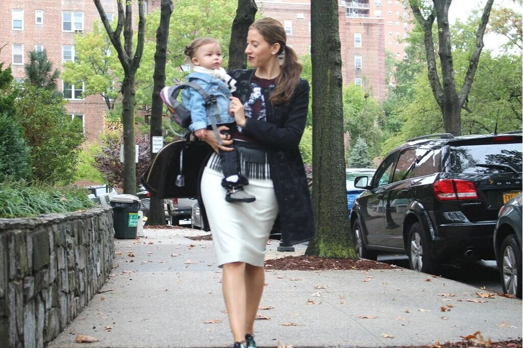 Vanessa-Santos-La-Vida-Glamour-working-mom-outfit.jpg