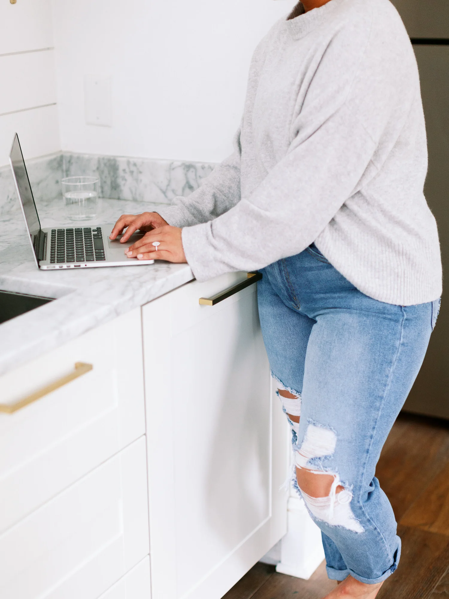 Effective Strategies for Managing Your Side-Hustle Alongside a Full-Time Job