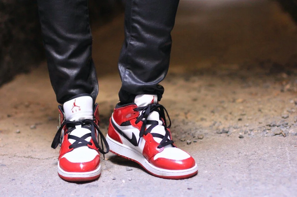 Vanessa-Santos-La-Vida-Glamour-Retro-Jordan-Air-Force-One.jpg